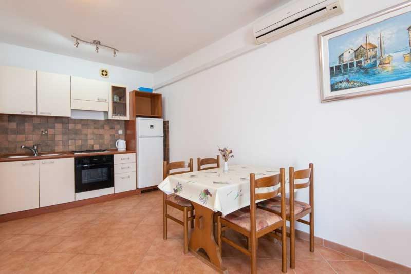 Apartmani Dubravko Putniković Exteriér fotografie